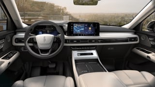 2026 Lincoln Lincoln Aviator Internal Image 2